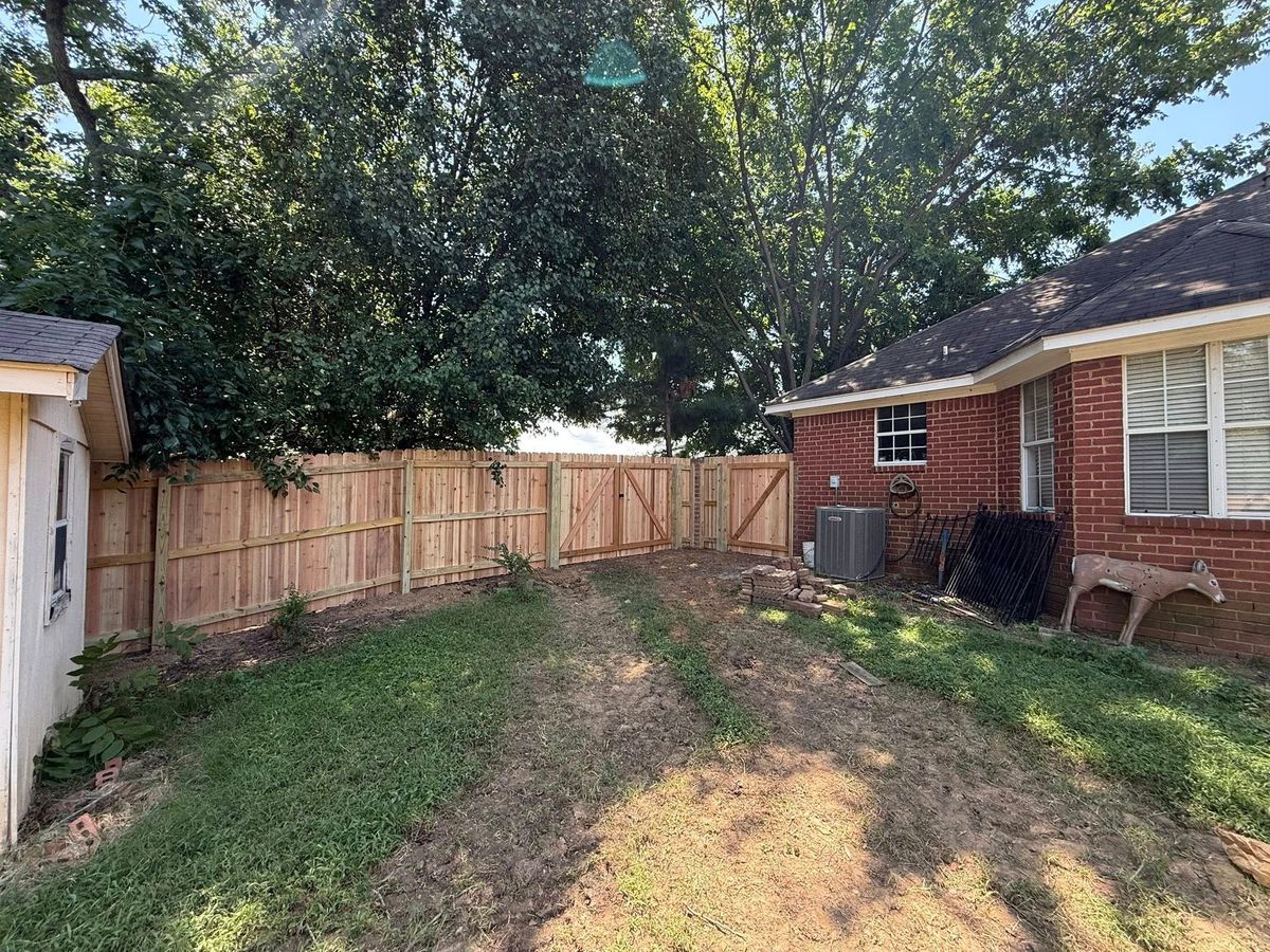 Fence Installation for Frontline Fencing LLC in Hernando, MS