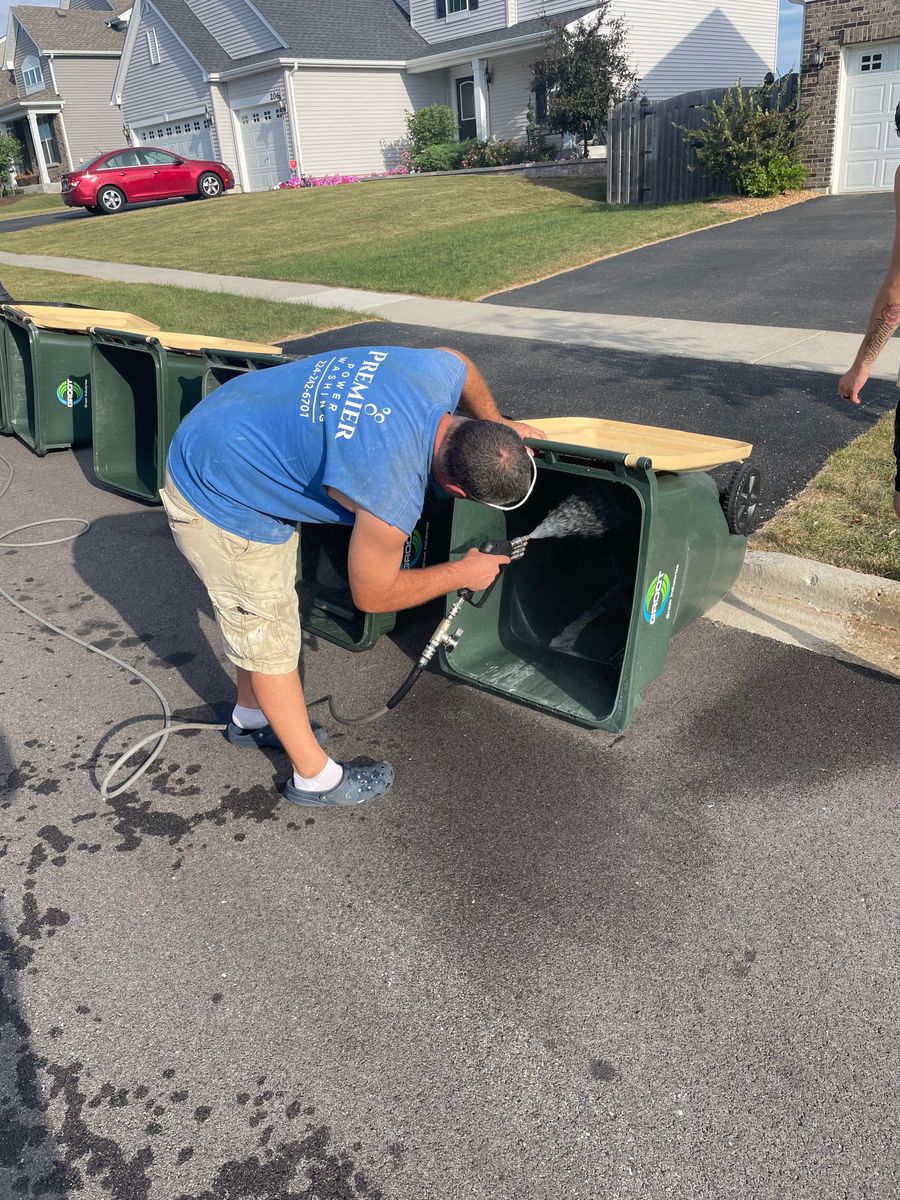 Garbage & Recycling Bin Cleaning for Premier Partners, LLC. in Volo, IL