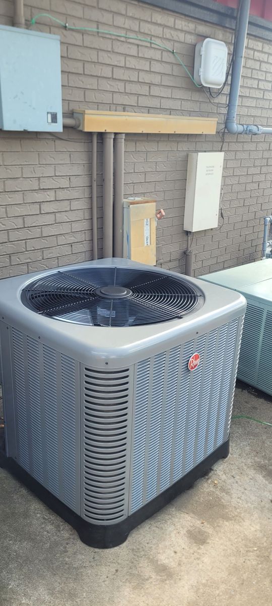 Emergency HVAC Services for Rojas Heating & Air, LLC in Metropolis, IL
