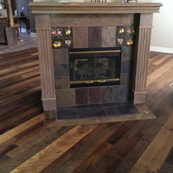 Floor Installation for Kastor Custom Flooring & Carpentry in Kansas City, MO