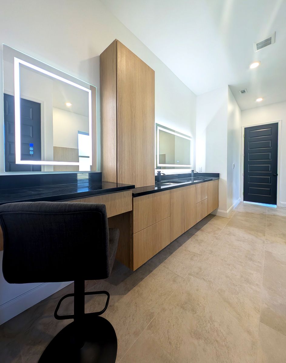 High End Custom Builds for Cincero Homes in Dallas, TX