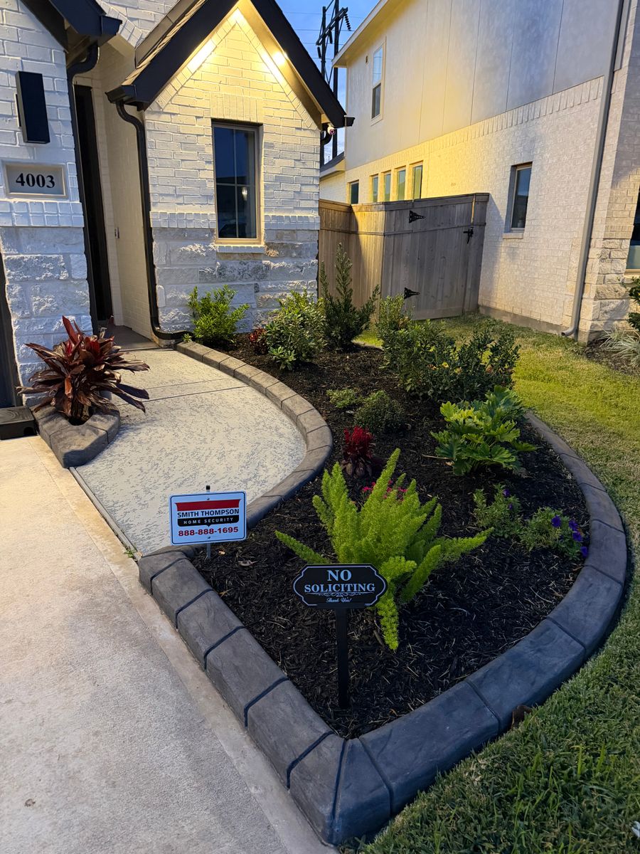 Landscaping for Texas Curb N Borders in Houston, TX