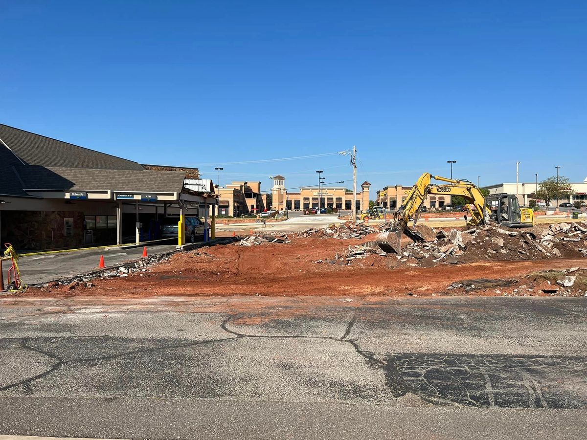 Wrecking for Tomahawk Wrecking & Demolition in Purcell, OK