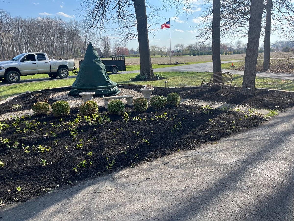 Lawn Maintenance for Prestige Landscaping & Lawn Services LLC in Anderson, IN