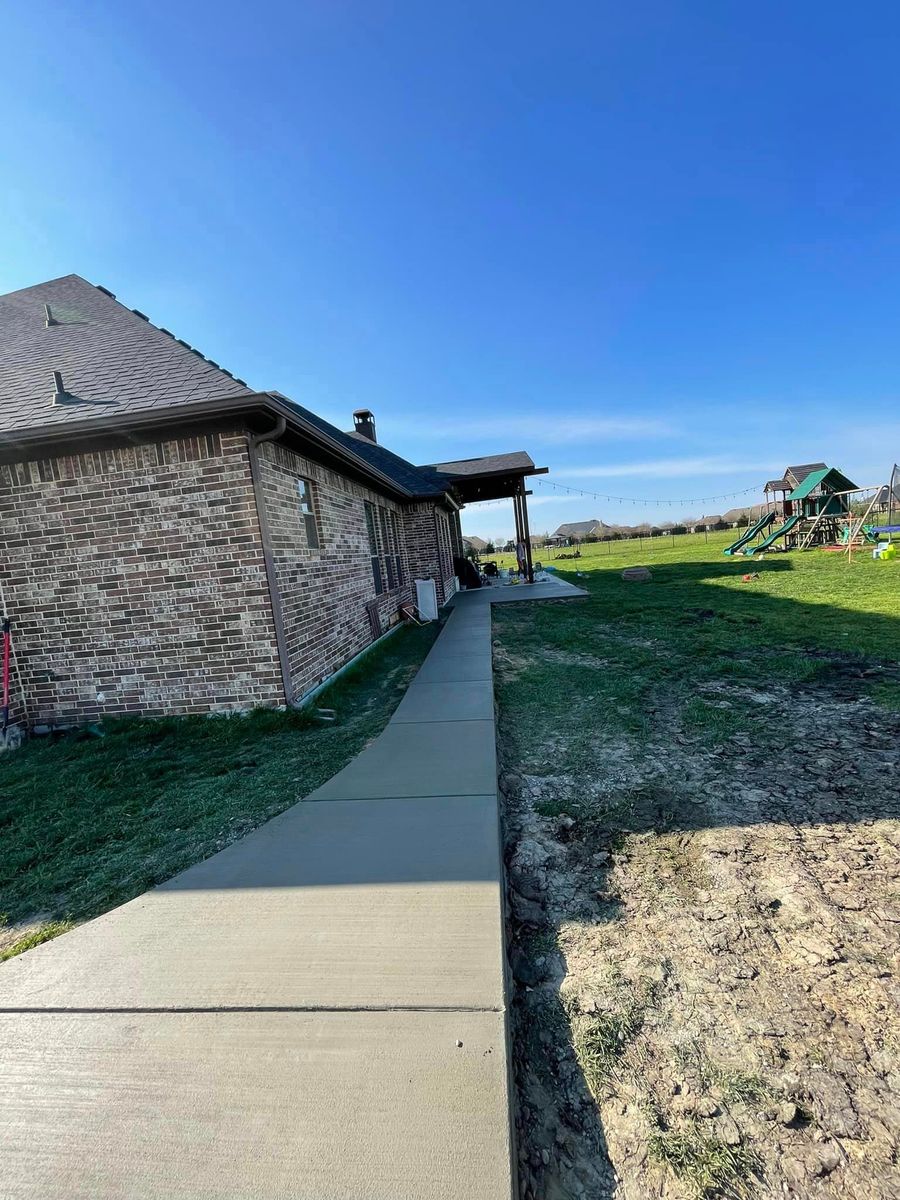 Sidewalk Installation for 3B Concrete Construction LLC in DFW, TX