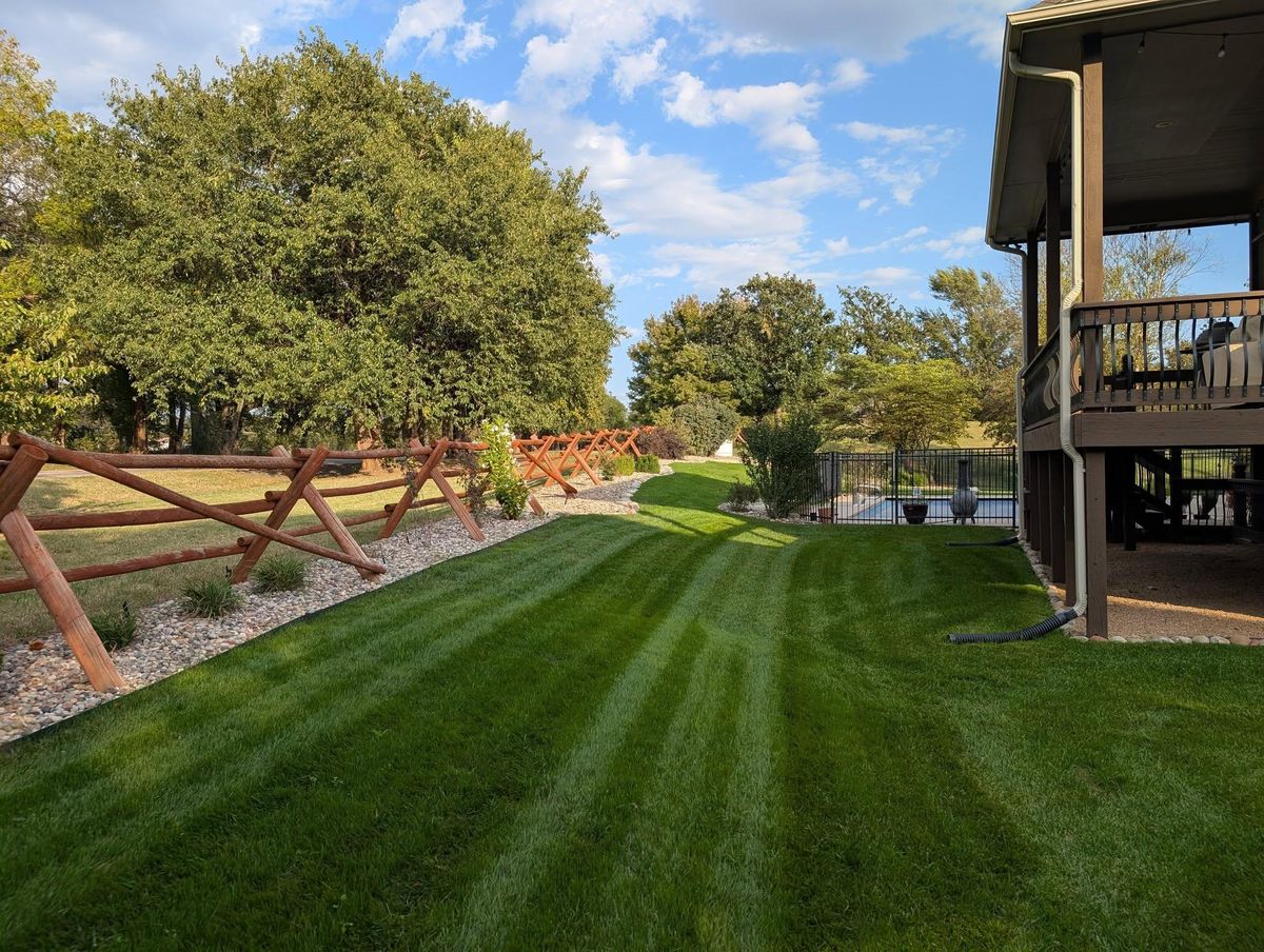 Seasonal Cleanups for Gavin's Lawn Maintenance in Derby, KS