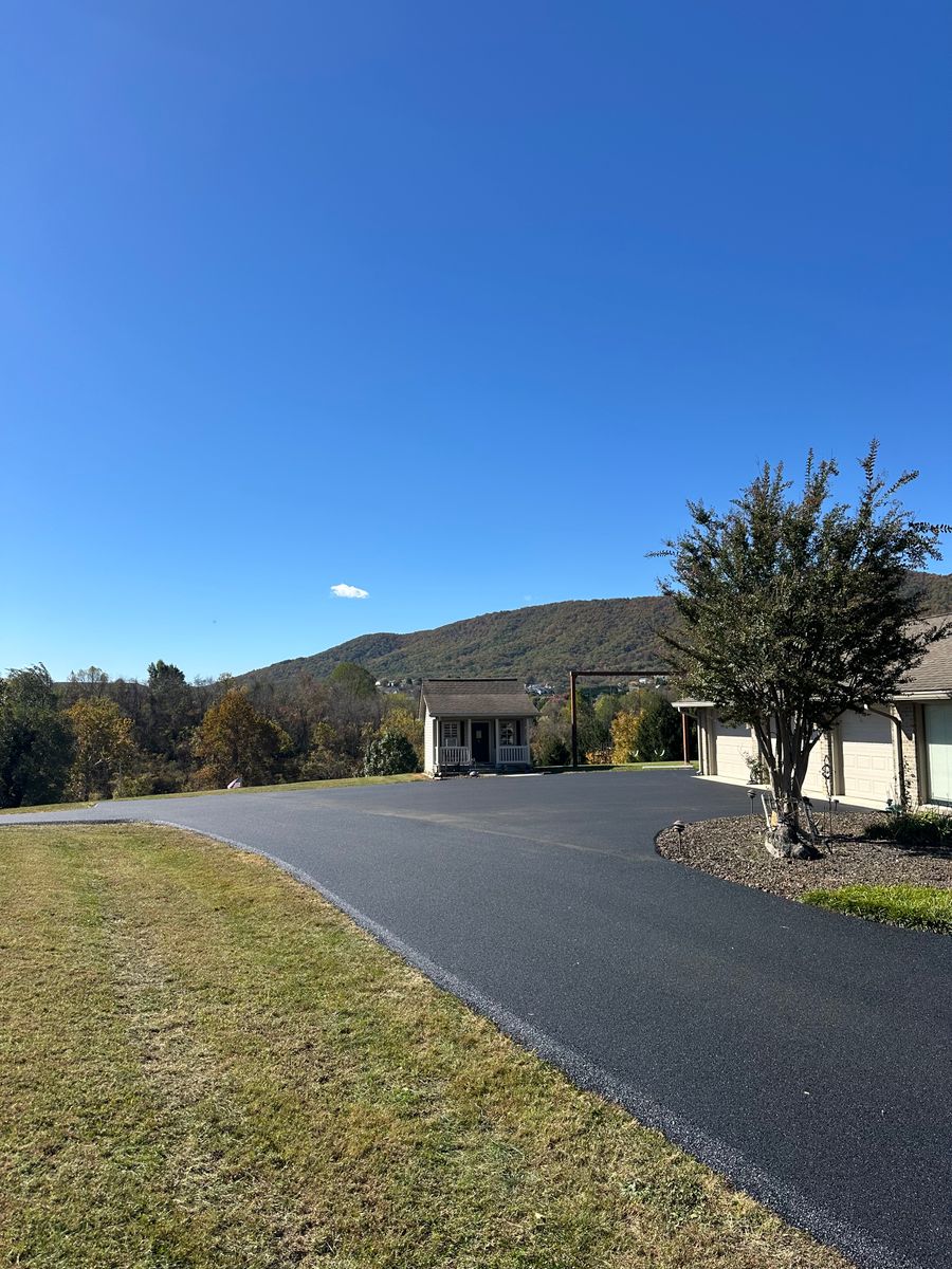 Sealcoating for James R Carter Paving in Roanoke, VA