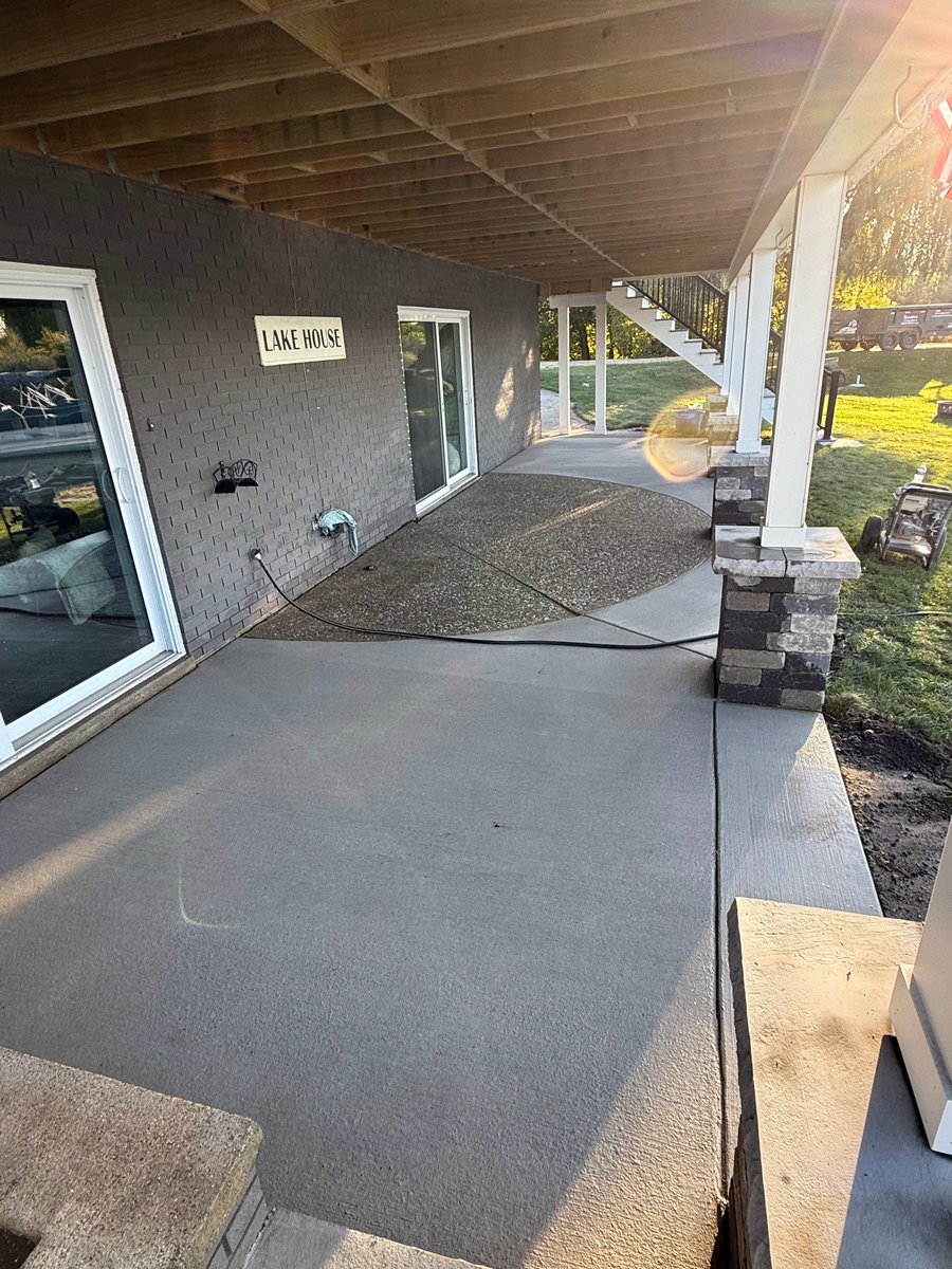 Concrete Driveways for Ibarra Concrete Services LLC in Detroit, MI