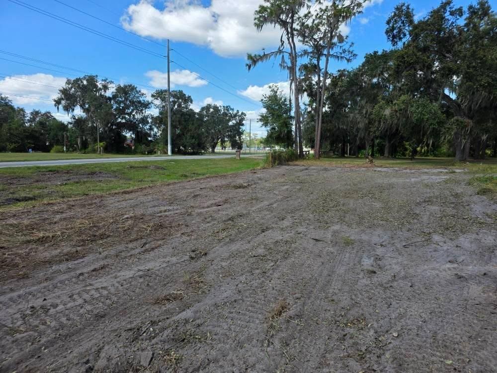 Land Grading for Bay Area Bobcat in Riverview, FL
