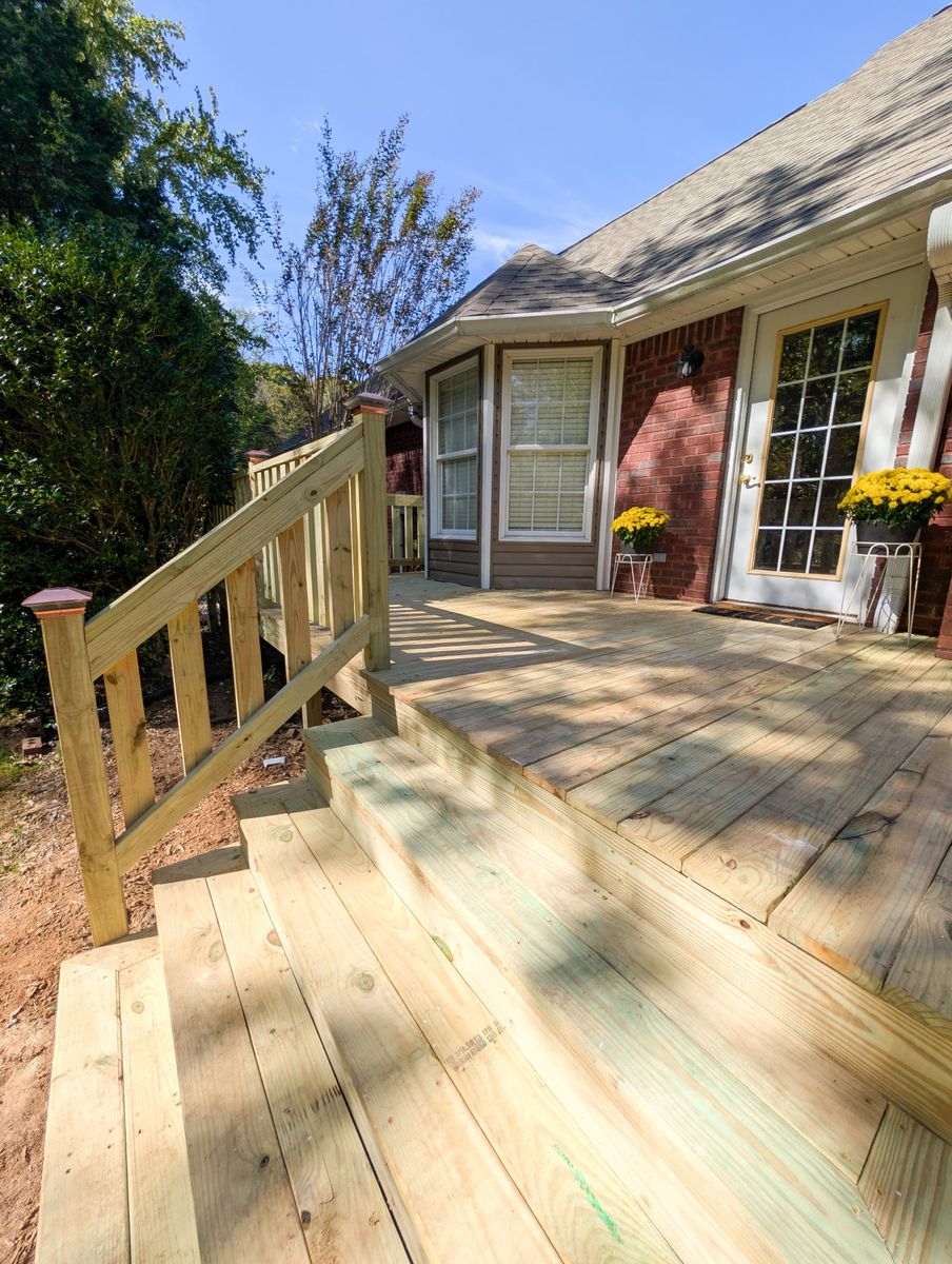 Deck Construction for Homescapes Construction LLC in Cleveland, TN