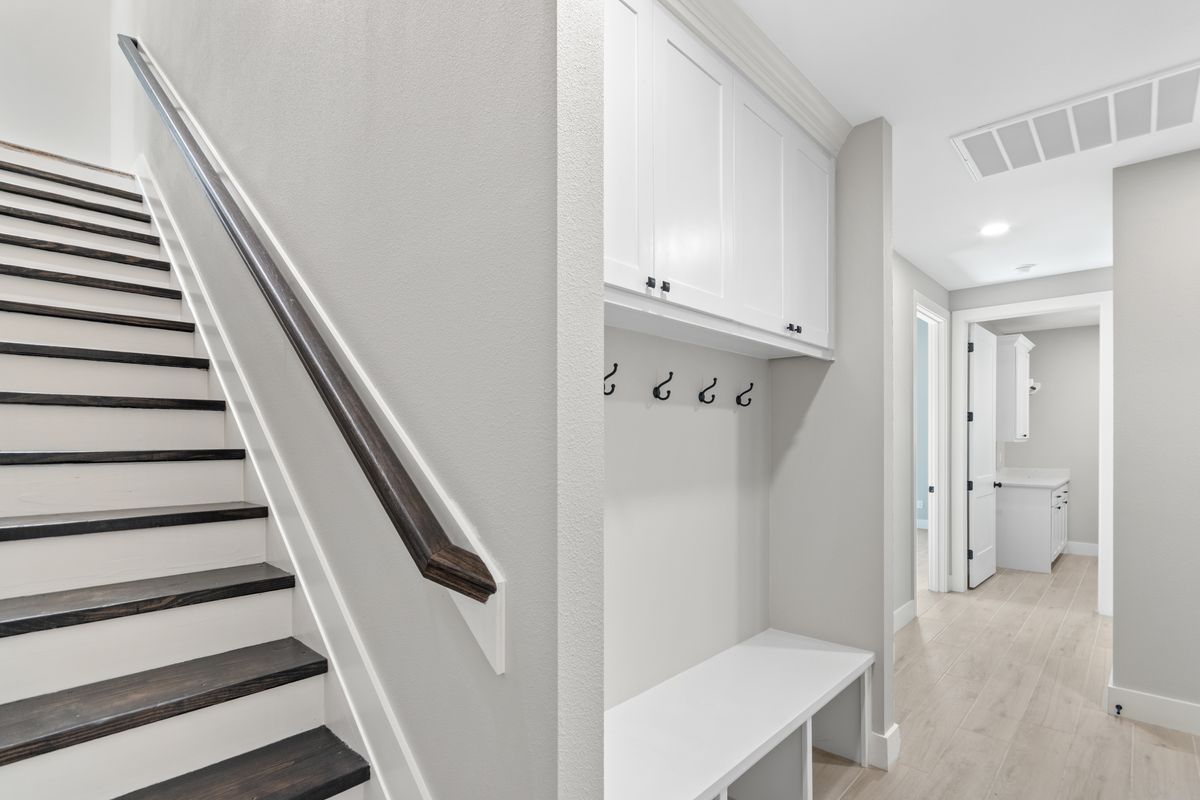 Flooring for Easterling Homes in College Station, TX