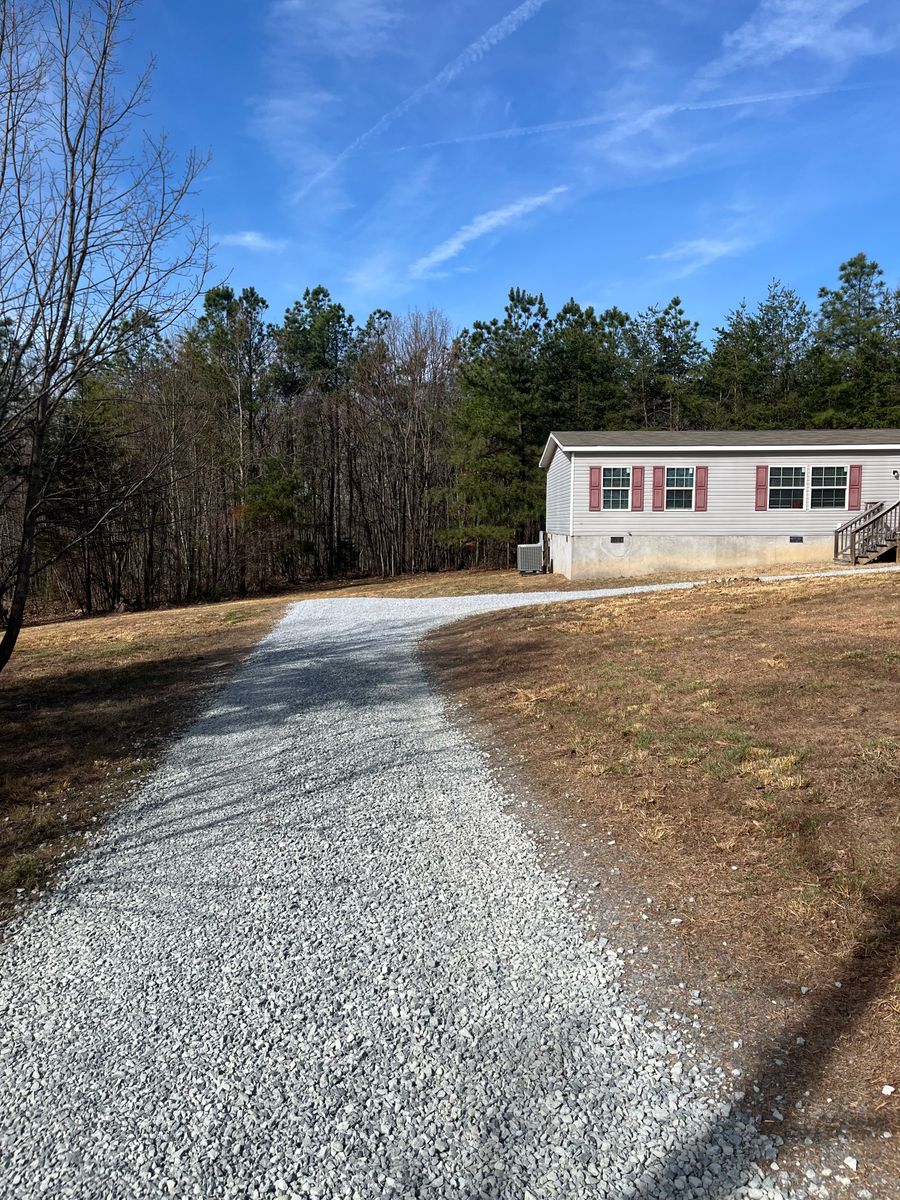 Gravel Driveways for Southside Land Management in Gretna, VA