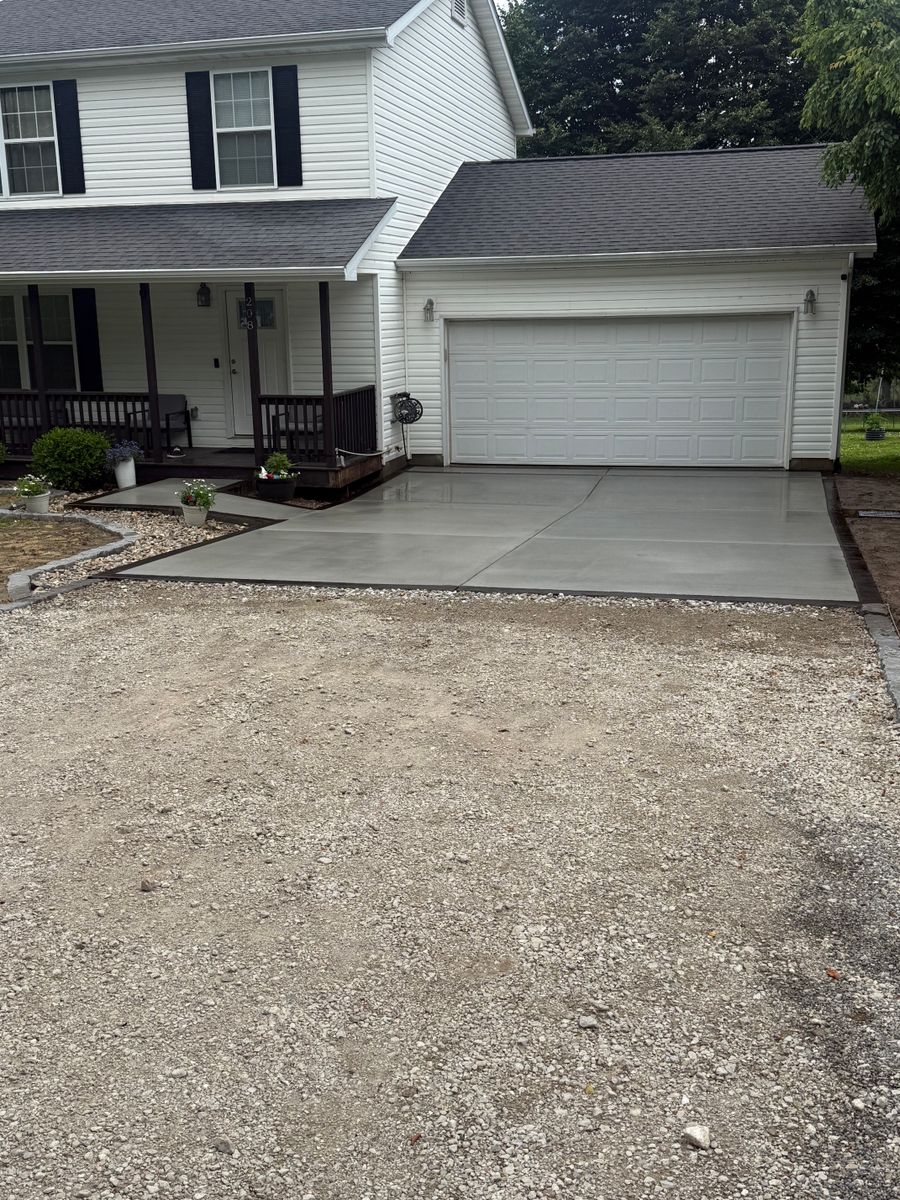 Concrete Driveway Installation for Immaculate Concrete and Construction in Troy, IL