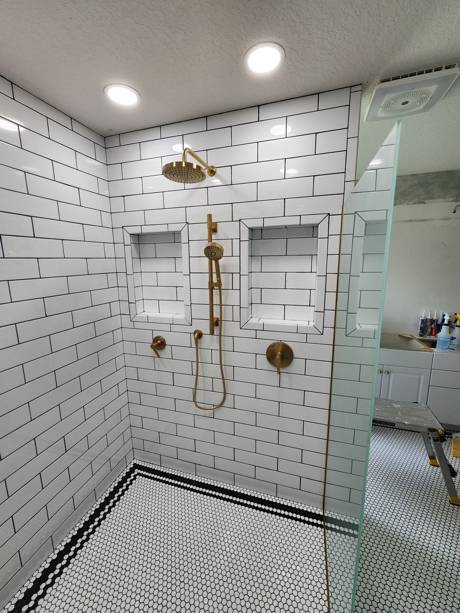 Bathroom Tiling for Mike Lupoli Tile in Palm Coast, FL