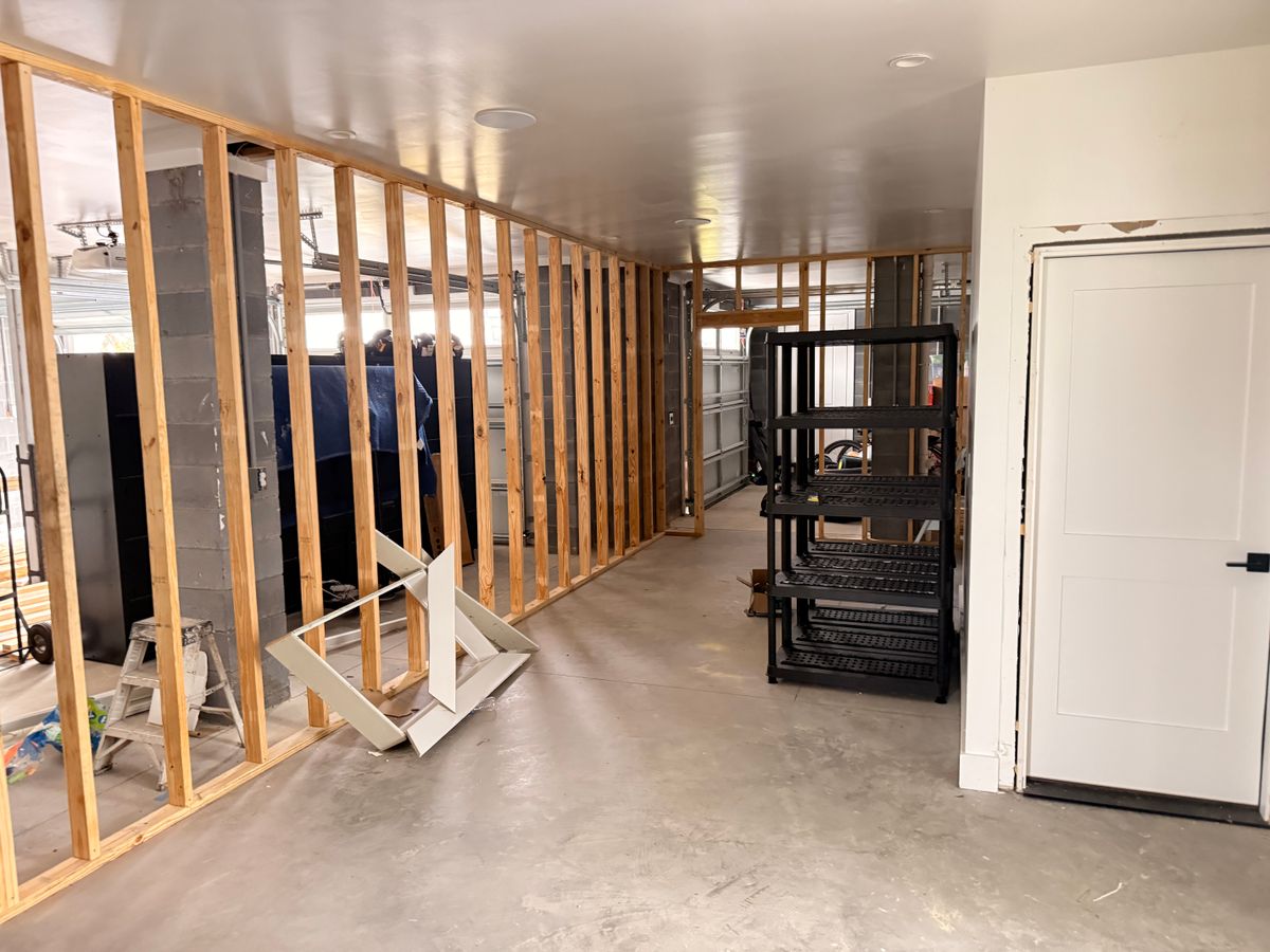 Flooring for Deco Painting and Construction in Charleston, SC