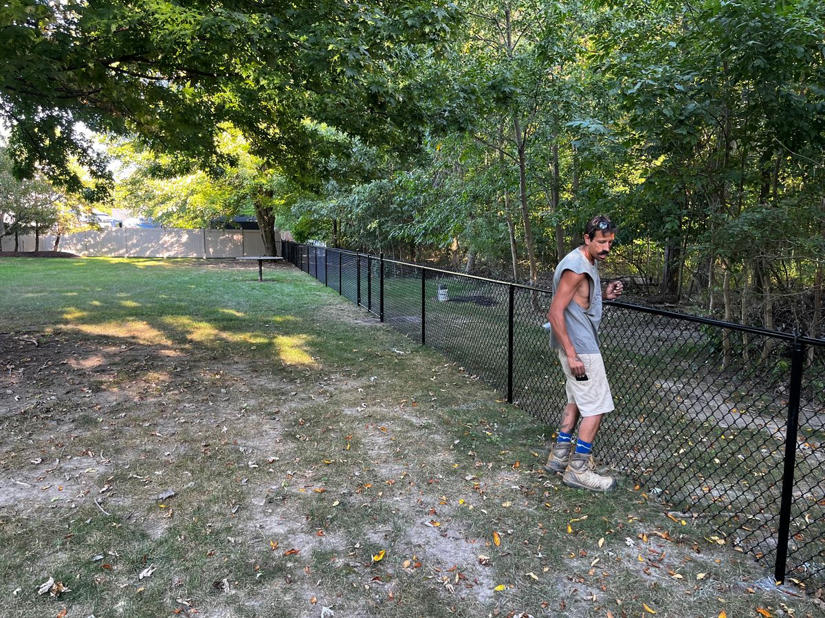 Fence Installation for Castle Fence and Deck LLC in Medina, OH