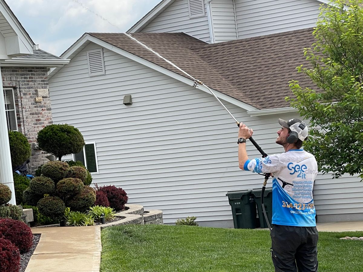House Washing for See2it Clean in St Louis, MO