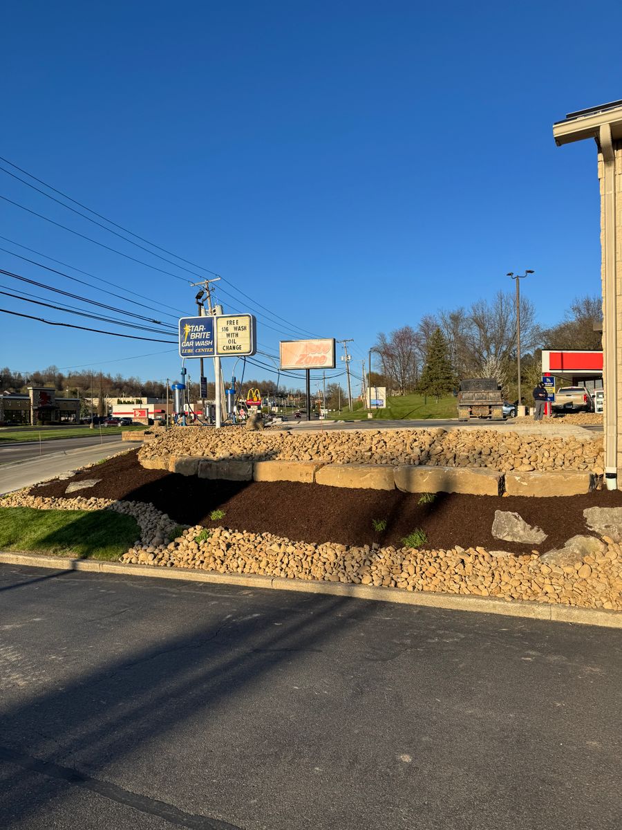 Retaining Wall Construction for Buckeye Lawns & Landscaping LLC in Millersburg, OH