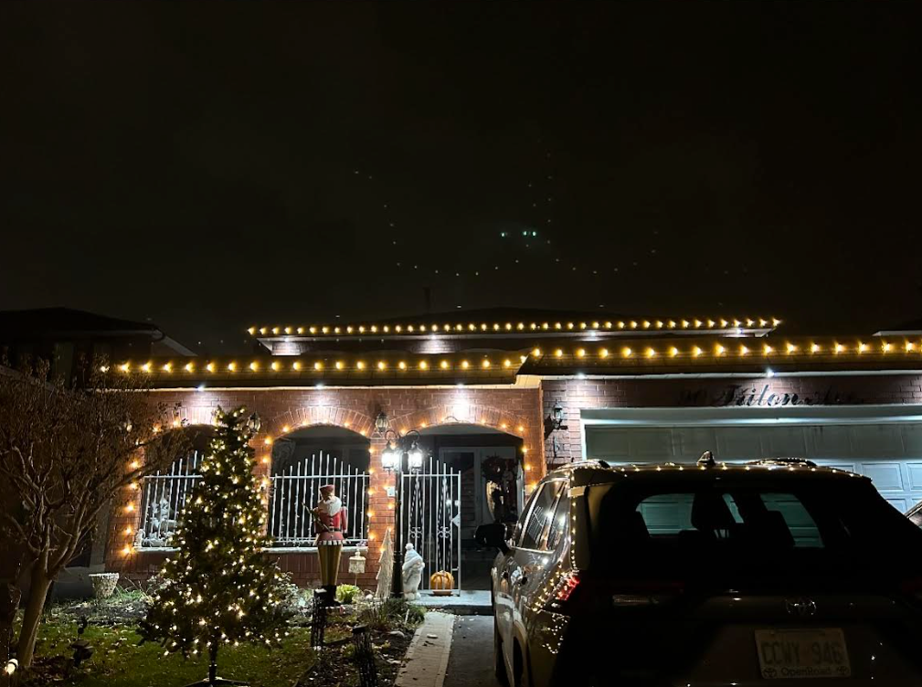 Holiday Lights for Property Elites  in Toronto, 