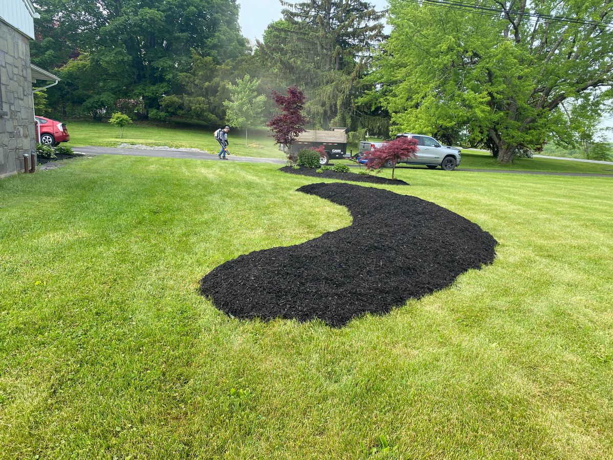 Mulch Installation for Cuellar Lawn Care in Highland , NY 