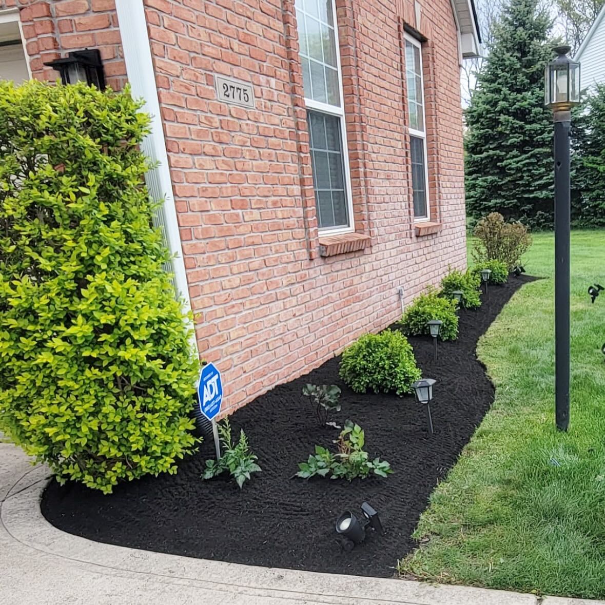 Mulch Installation for Blue Cardinal Outdoor Living Construction in Kokomo, IN