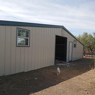 Barns for CHR Unlimited LLC in San Angelo, Texas