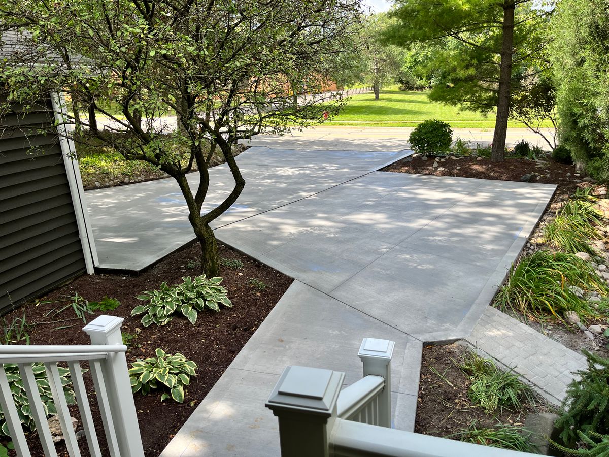 Concrete Driveway Replacement for Deerbrook Construction in Pontiac, MI