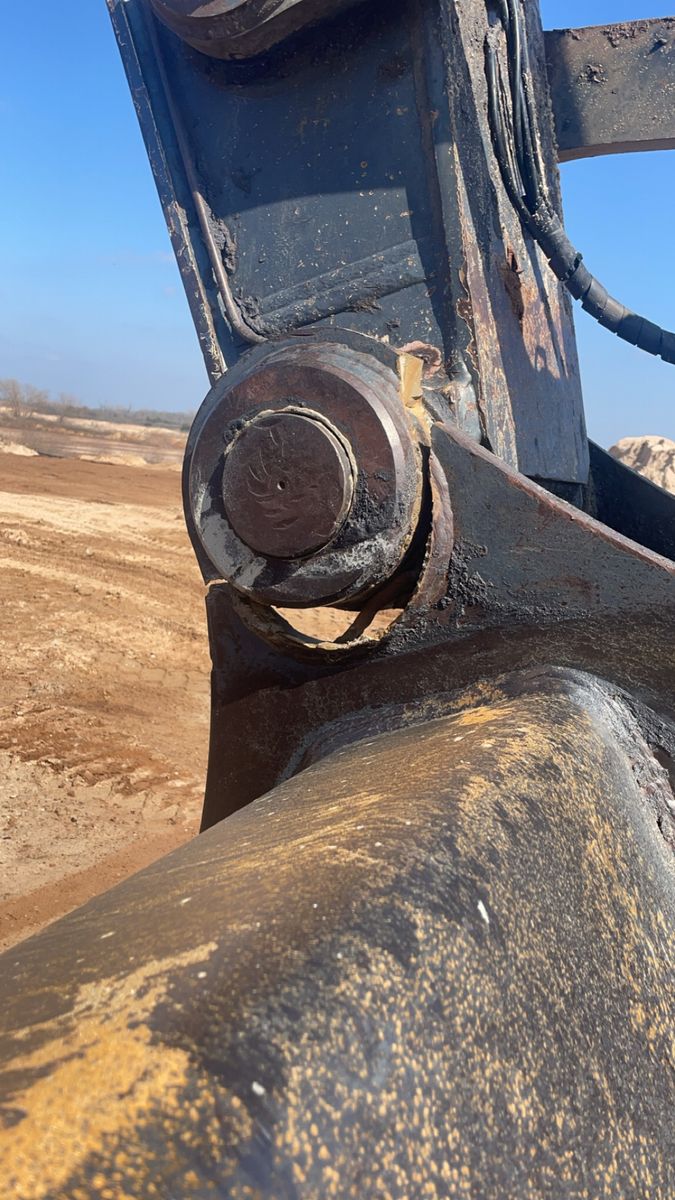 Heavy Equipment Repair and Line-boring for Wright's Fabrication in Huntsville, AR