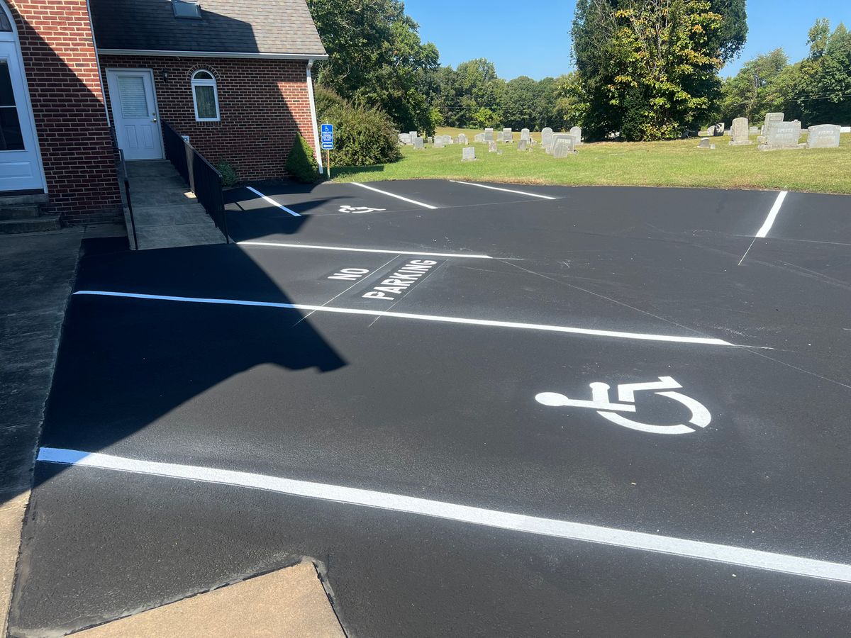 Striping for Payne's Pavement Marking in Warrenton, VA