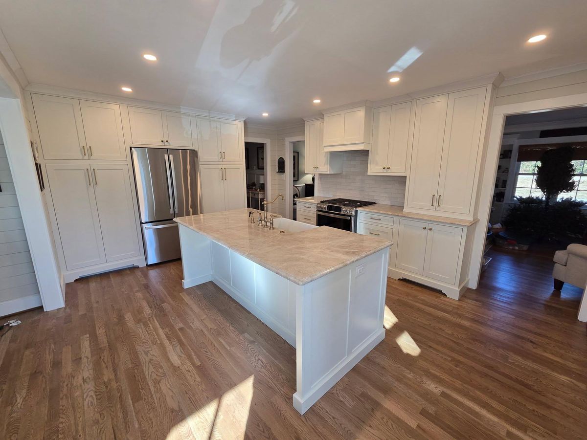 Kitchen Cabinets for Carolina Woodworks in Lyman, SC