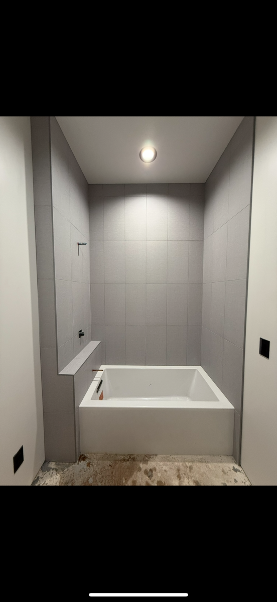 Shower Tiling for C&N Flooring Solutions LLC in Chino Valley, AZ