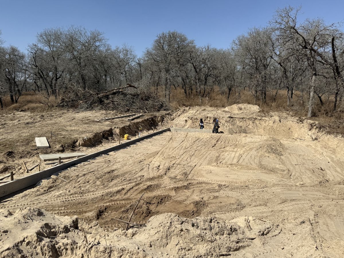 Day Laborer Hourly Rates for King Services in Seguin, TX