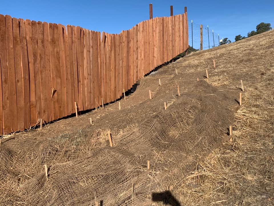 Fencing Repair & Installation for Stanisloo’s Landscaping and Services in Potter Valley, CA