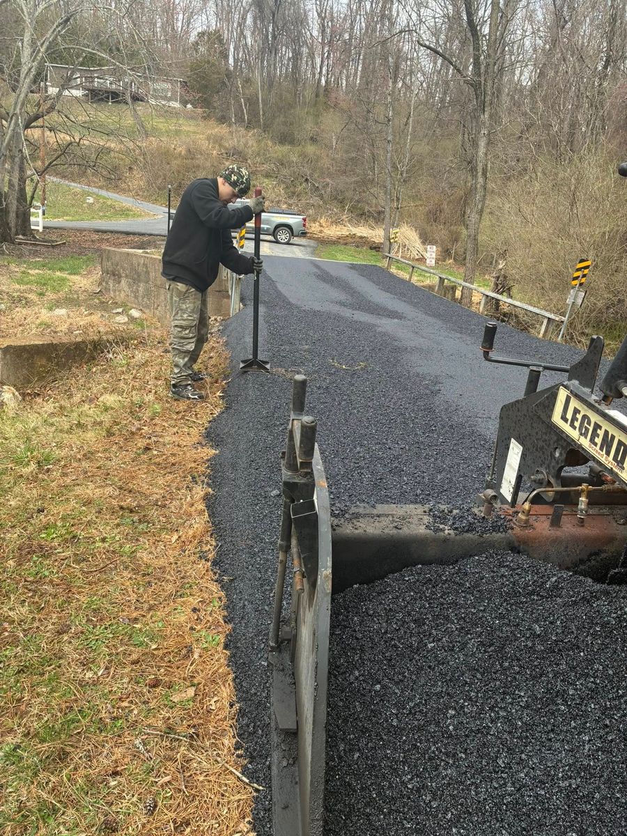 Asphalt Repair for Chris Asphalt & Sealcoating in Allentown, PA