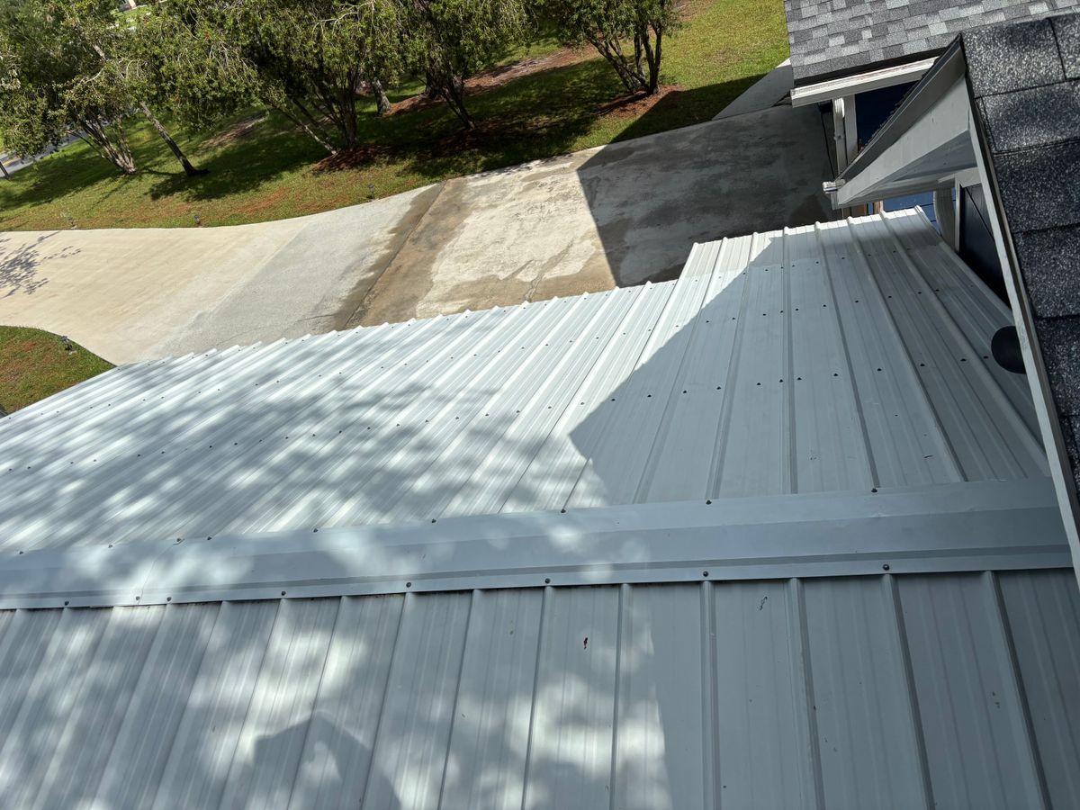 Gutter Cleaning for Project Masters Group in Tampa, FL