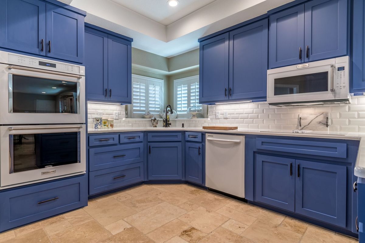 Kitchen and Cabinet Refinishing for Ruiz Painting & Remodeling in Phoenix, AZ
