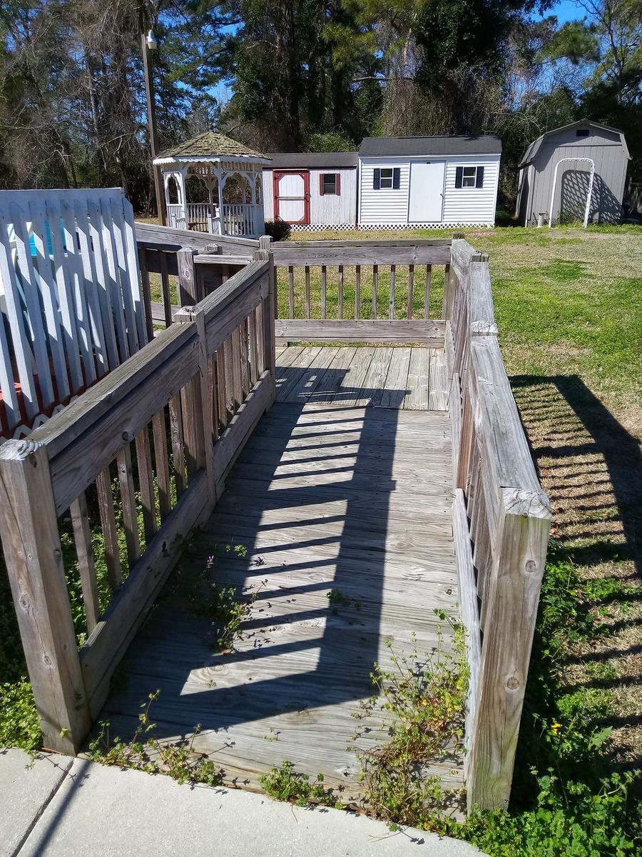 Deck & Patio for Reel Renovations in  Holly Ridge, NC