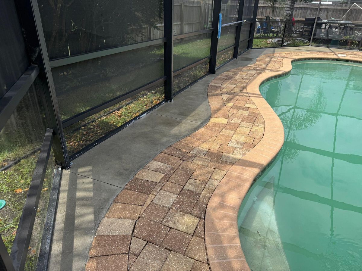 Pool & Patio Enclosure Wash for Patriotic Pressure Washing & Paver Sealing in Green Cove Springs, FL