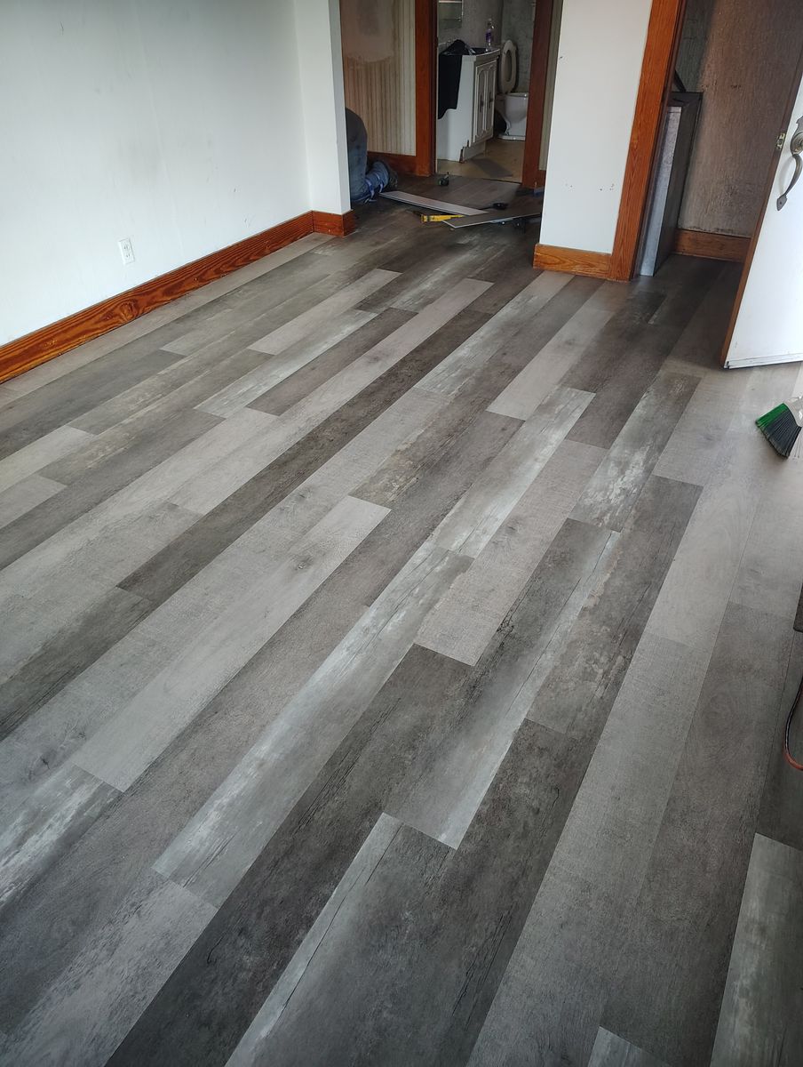 Floor Repair for Ideal Flooring in Glasgow, KY