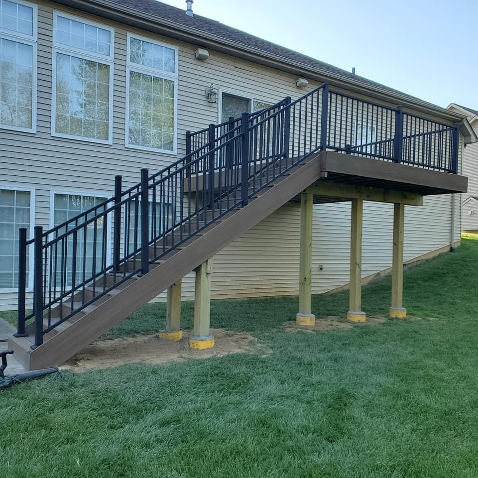 Decks for Dead Tree General Contracting in Carbondale, Illinois