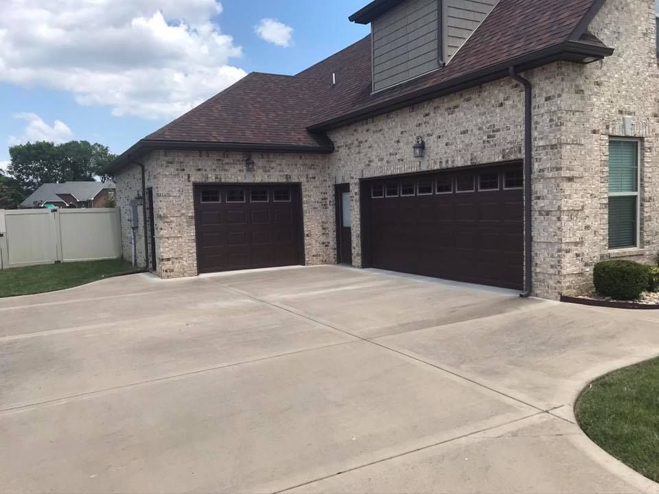 Roof Softwash for Rowe's Pro Wash & Exterior Cleaning in Cumberland County, TN