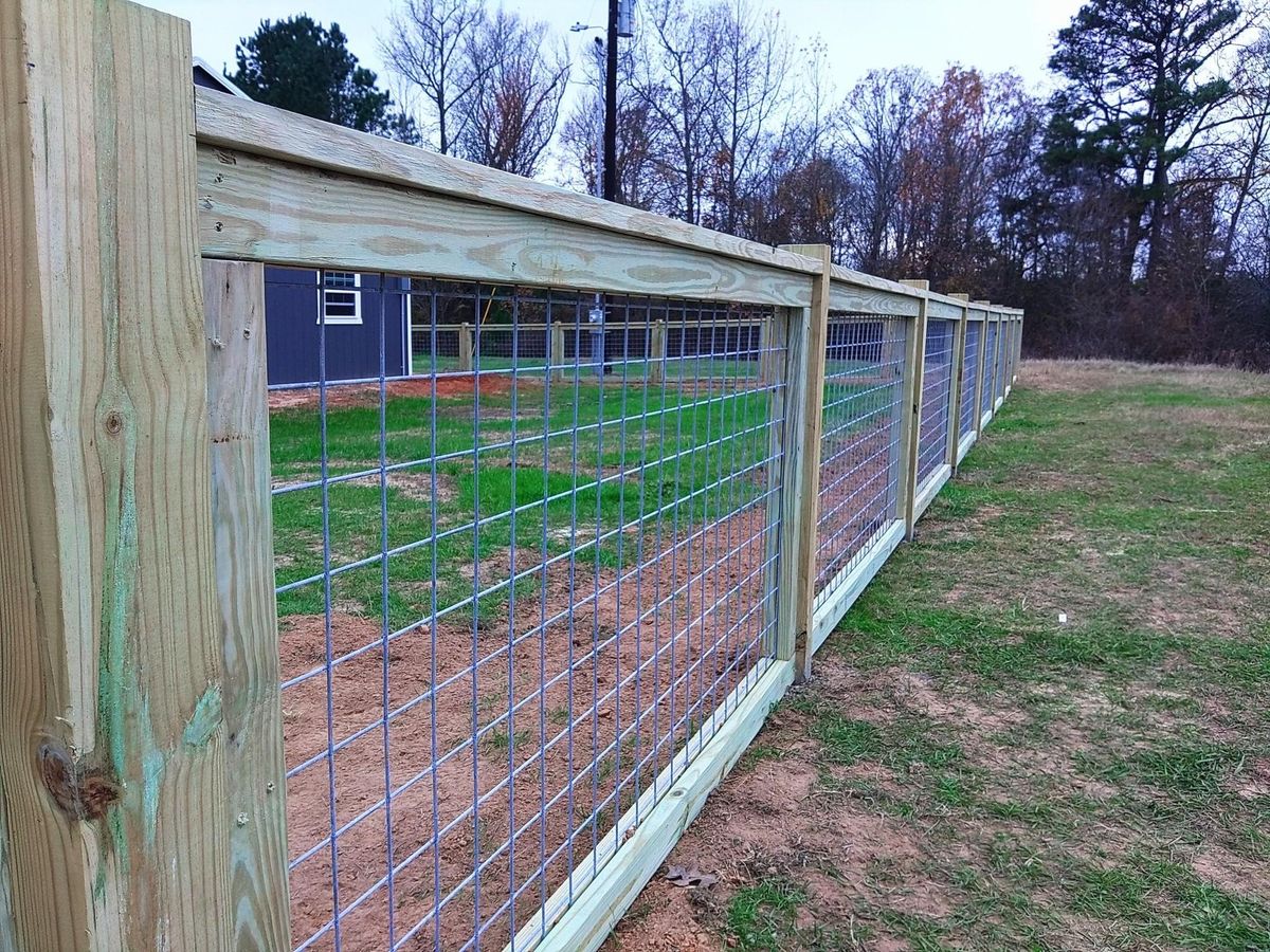 Fence Installation for G.I. Fence & Metal Work in Gilmer, TX