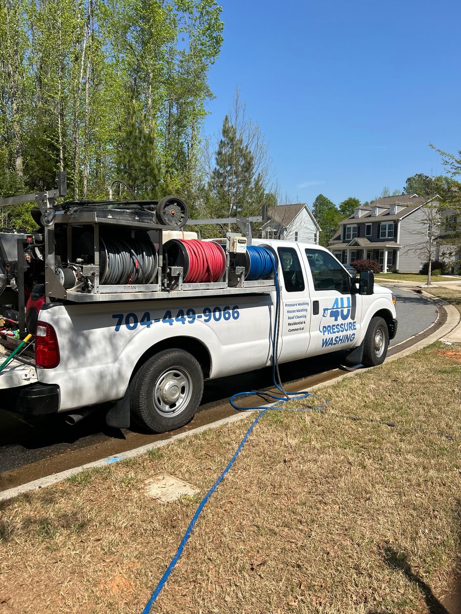 Residential Pressure Washing for 4U Pressure Washing in Huntersville, NC