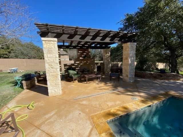 Brick/Stone Columns for Delarosa Masonry in San Antonio, TX