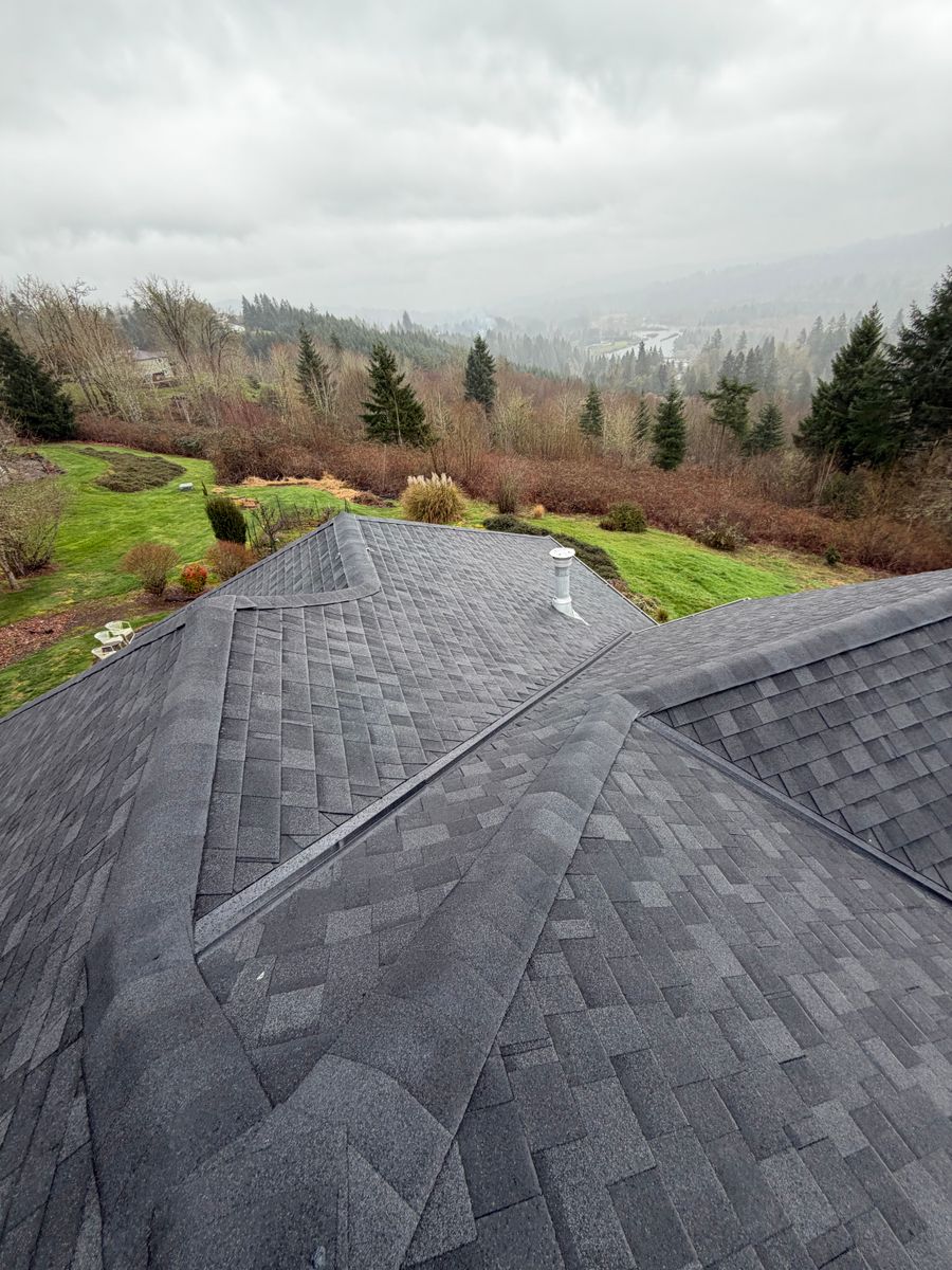 Roofing Replacement for Rosas Pro Roof, LLC in Vancouver, WA