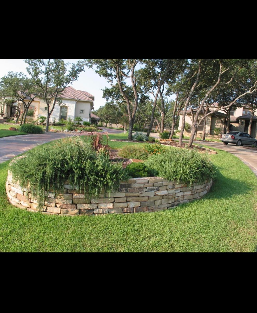 Retaining Wall Construction for DR Landscape in San Antonio, TX