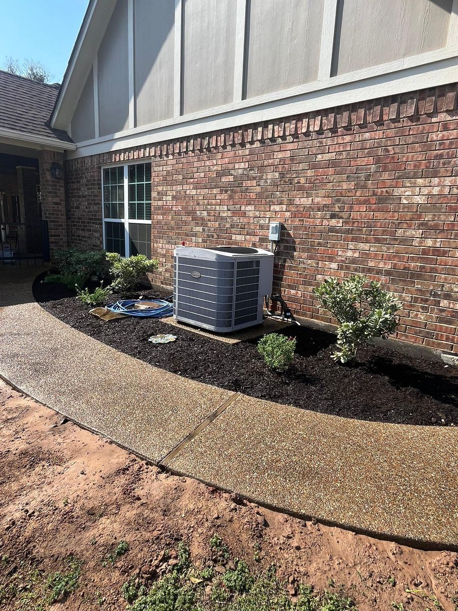 Shrub Trimming for Piña’s Lawncare in Limestone County, TX