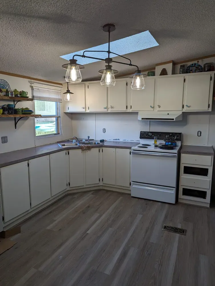 Flooring for Walters Professional Painting & Home Improvements LLC in Frankford, Delaware