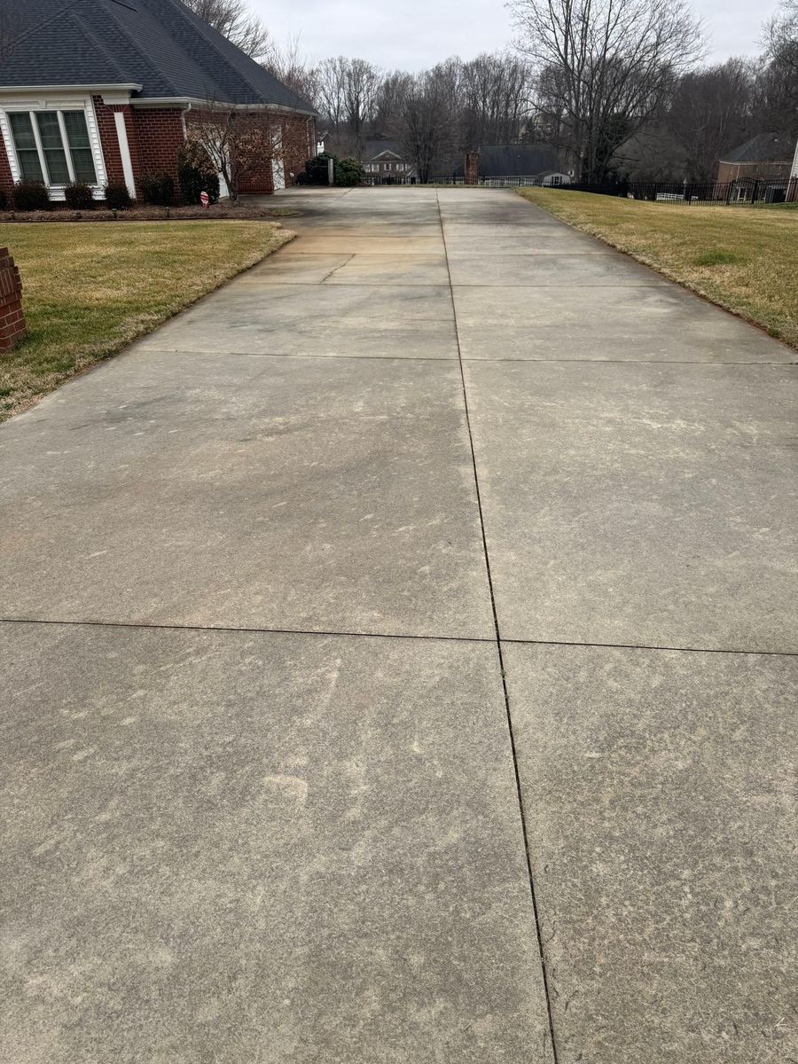 Driveway & Sidewalk Cleaning for C & S Power Washing LLC in Statesville, NC
