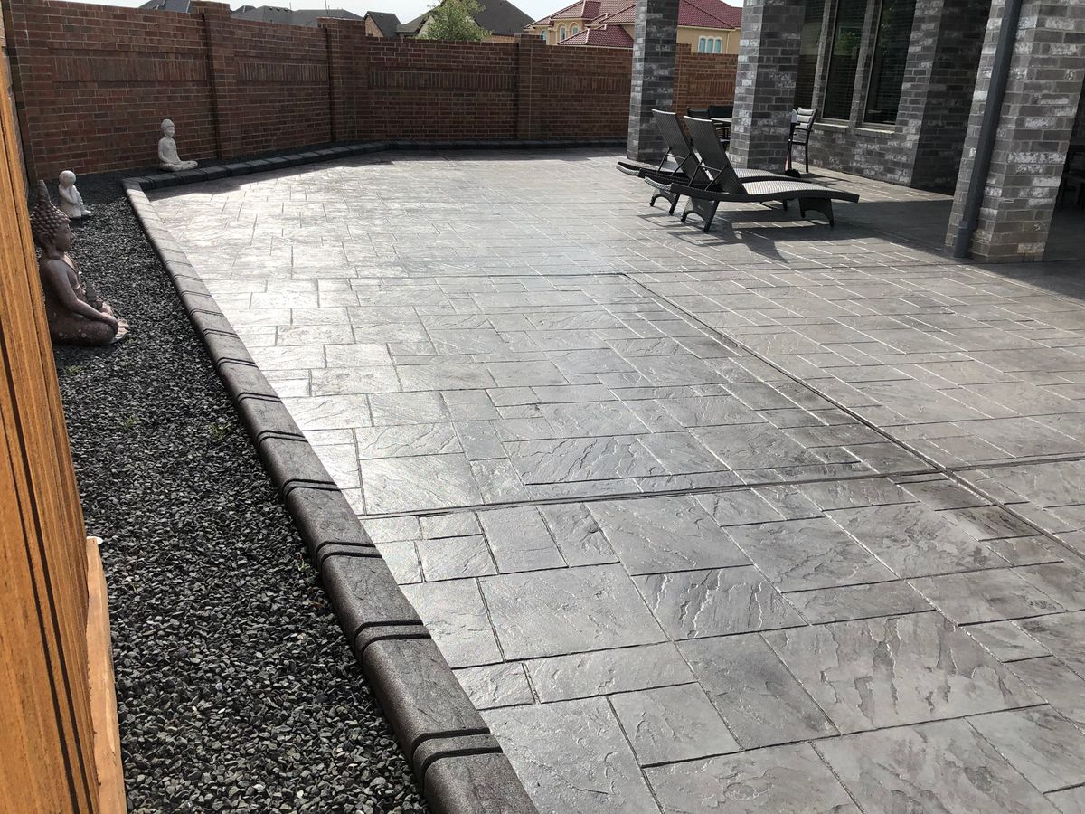 Landscaping for Texas Curb N Borders in Houston, TX